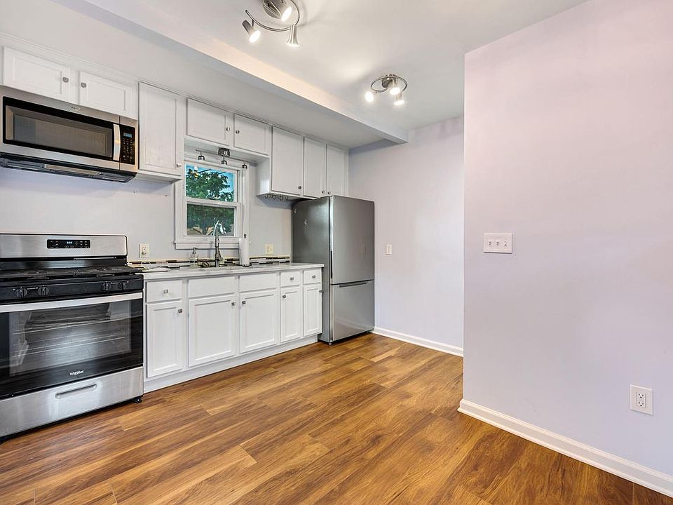 1st image of 2202 S 68th STREET