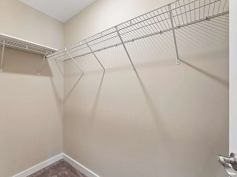 4113 Suntropic Ln — Photo 14