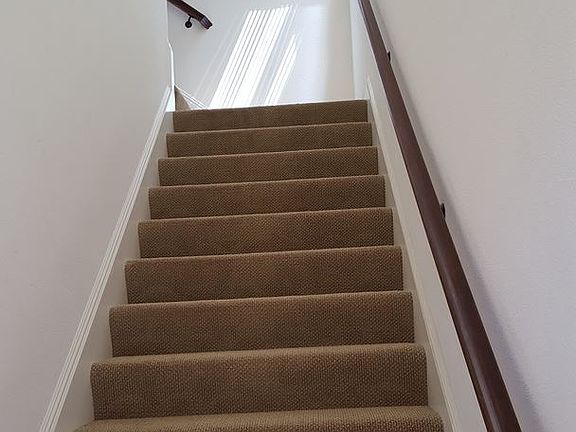 3rd image of 784 Rolling Hills Ln