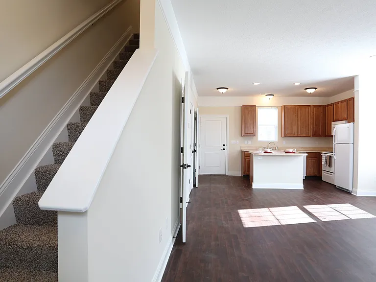 Bayside Apartment Homes — Photo 7