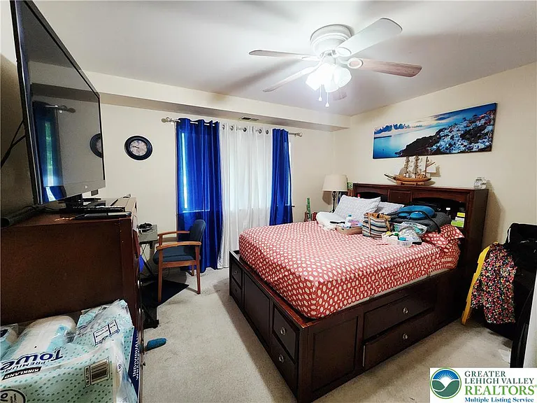 4509 N Hedgerow Dr #2 — Photo 15