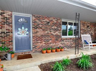 17500 SW 46th St, Martell, NE 68404