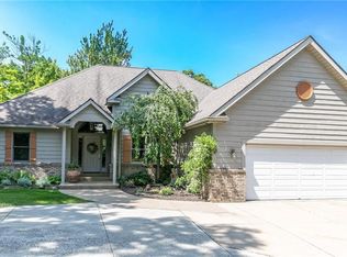 6010 Hopkins Rd, Mentor, OH 44060