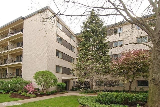 1st image of 415 Franklin Ave APT 4E