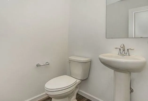 3 bed, 2.5 bath, 1520 sqft, $2,200 — Photo 4
