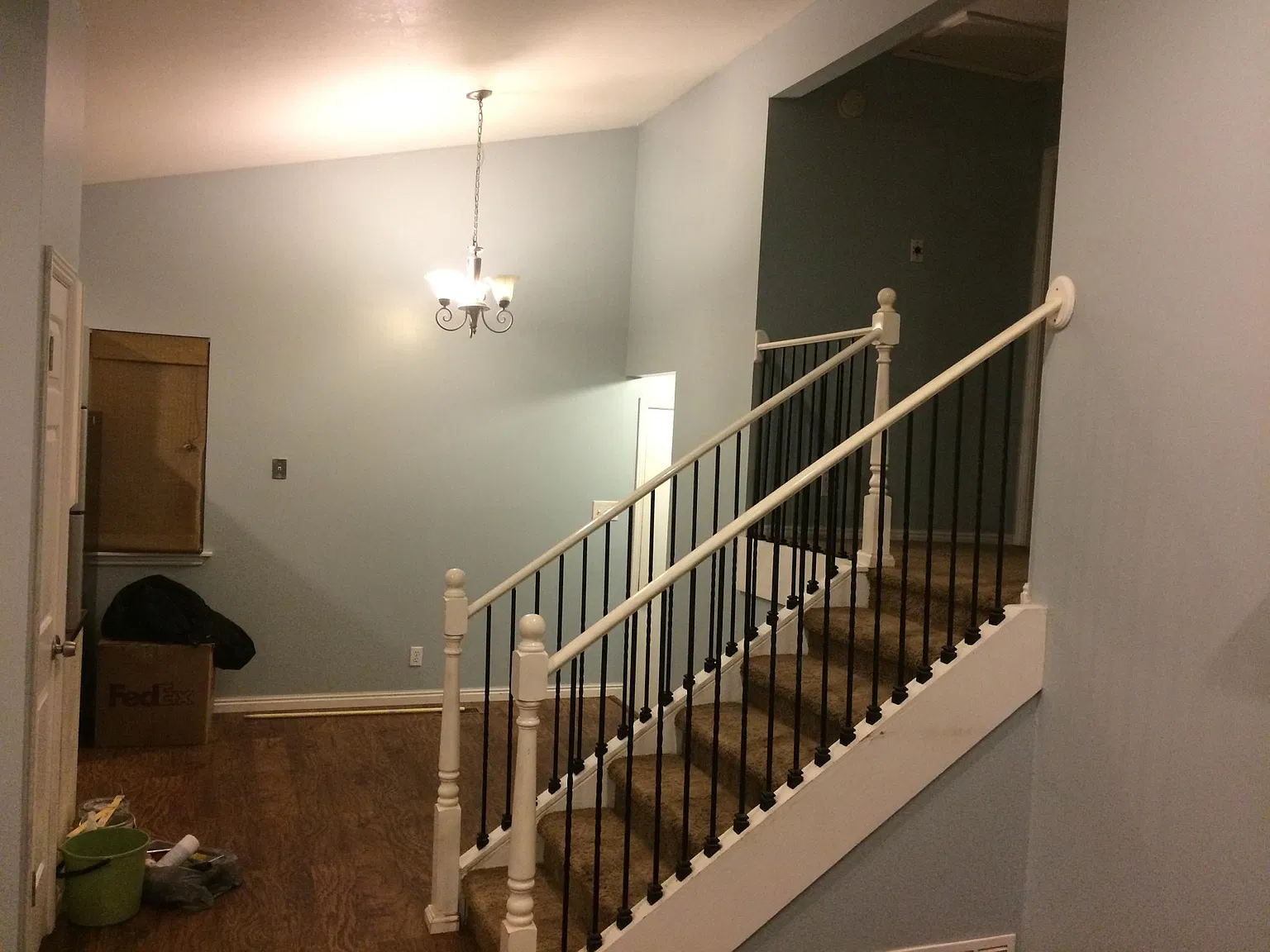 4 bed, 1400 sqft, $2,000 — Photo 2