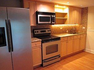 5th image of 2800 Maple Ave APT 27B