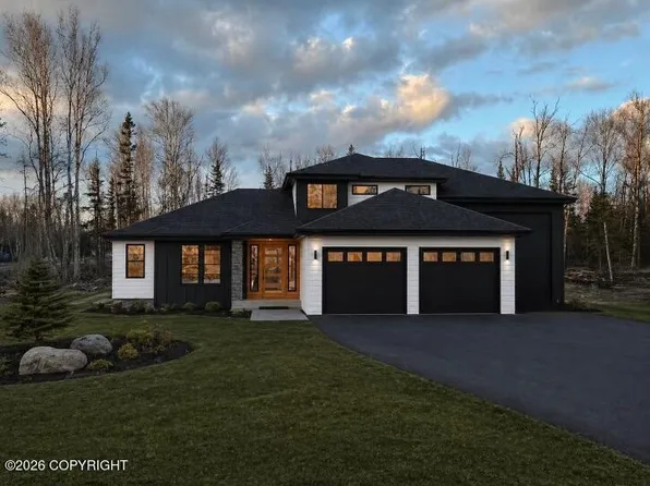 2231 W Cameron Dr, Wasilla, AK 99654