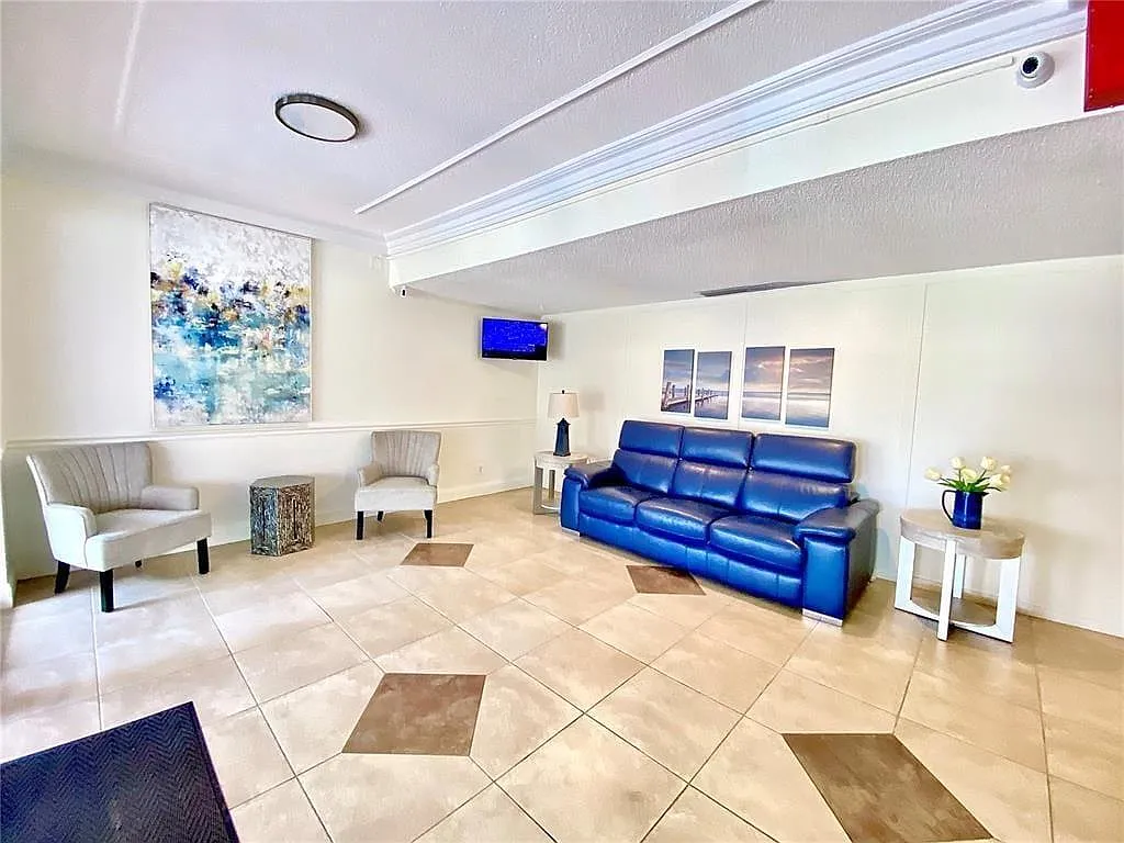 1 bed, 1.5 bath, 928 sqft, $1,400 — Photo 4