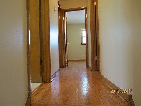 5th image of 503 E 168th Pl