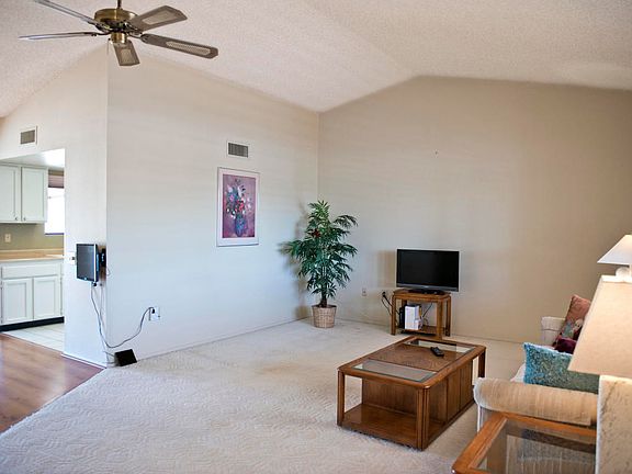 3rd image of 12318 W La Terraza Dr