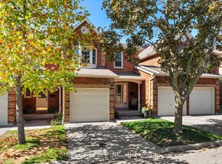 1610 Crawforth St #60, Whitby, ON L1N9B1