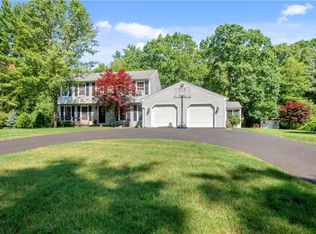 685 Matteson Rd, Coventry, RI 02816