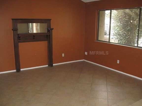 3rd image of 1010 Alameda Dr