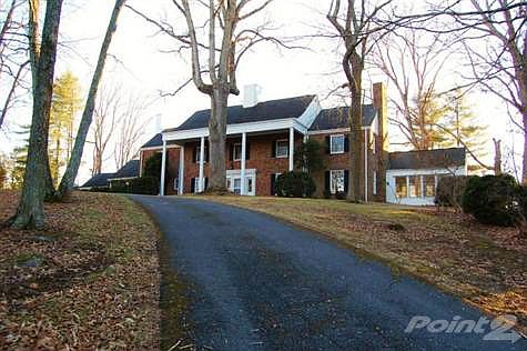 Boone front