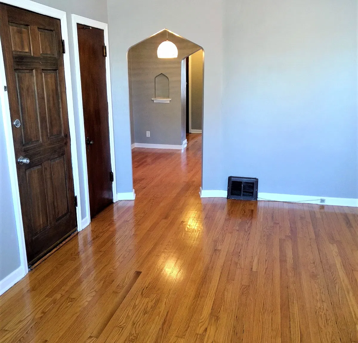 5604 Chippewa St — Photo 3