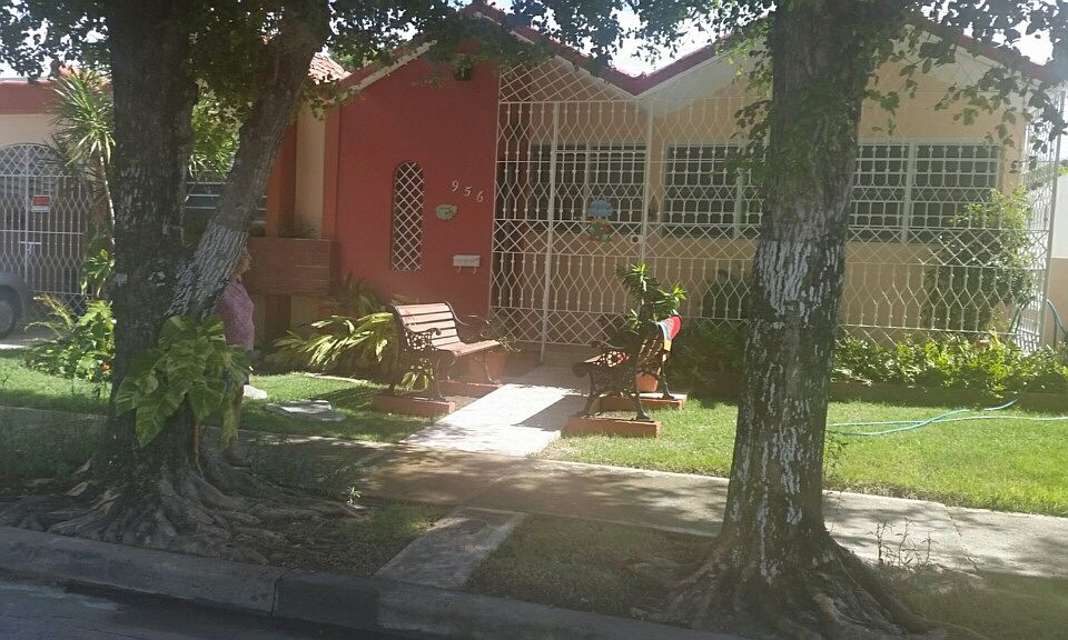 1st image of Valle Verde 956 Calle Arboleda