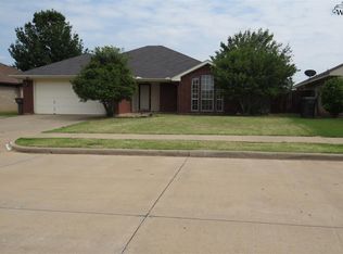 5317 Blue Stem Dr, Wichita Falls, TX 76310