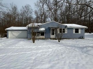 13099 Dorothy Dr, Chesterland, OH 44026