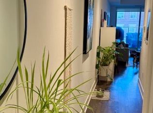 1888 Queen St E #204, Toronto, ON