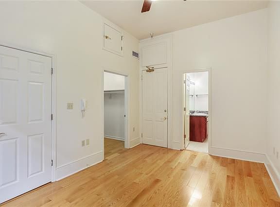 5th image of 237 Dauphine St Unit 5