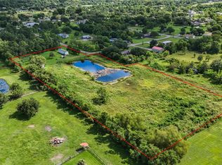 5618 W Bellaire St, Santa Fe, TX 77510