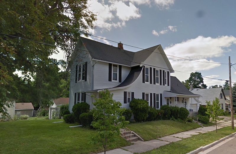 1st image of 1329 Paris Ave NE #1