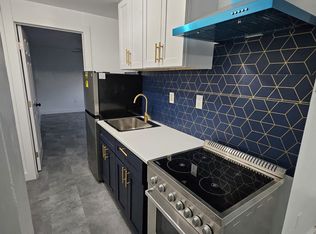 3709 SW 68th Ave, Hollywood, FL 33023