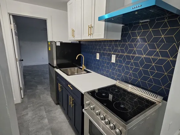 3709 SW 68th Ave, Hollywood, FL 33023