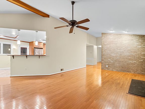 4th image of 7711 Arrowood Ct