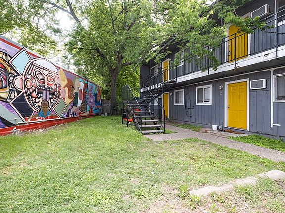 2nd image of 903 Springdale Rd APT G
