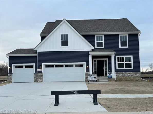 52105 Wellington Valley Dr, Macomb, MI 48042
