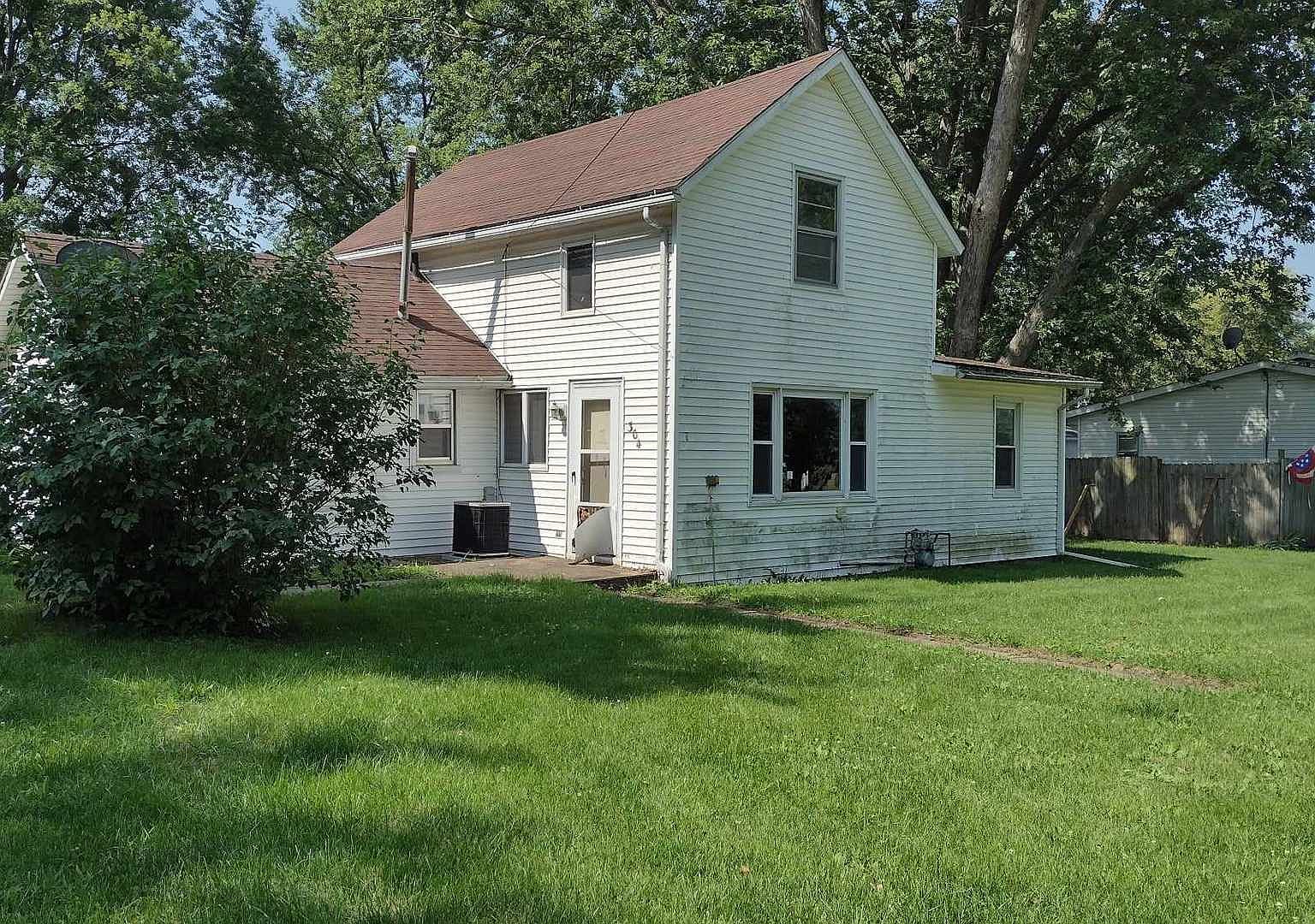 304 W 3rd St, Tampico, IL 61283 MLS 12130880 Zillow