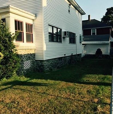 3rd image of 132 Oakland Ave