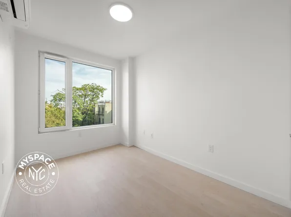 1499 Bedford Avenue image 6 of 14