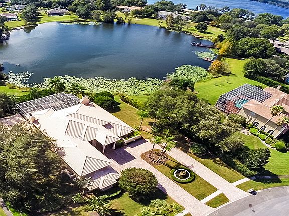 3rd image of 17804 Willow Lake Dr