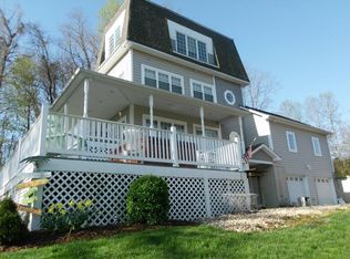 5530 Hillview Dr, Chesapeake Beach, MD 20732