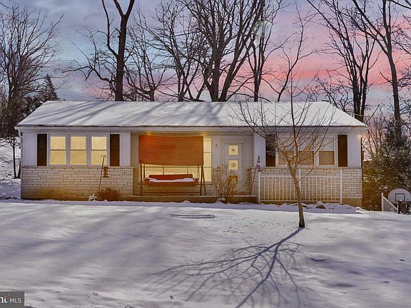 4th image of 2156 Georgia Rd