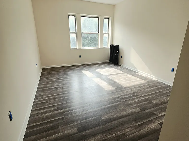 369 Warburton Ave #3A — Photo 8