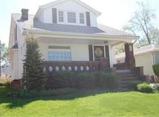 5201 Thomas St, Maple Heights, OH 44137