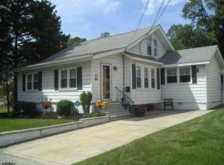 40 W Nevada Ave, Absecon, NJ 08201