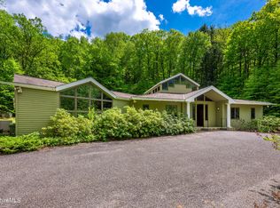 16 Glendale Rd, West Stockbridge, MA 01266