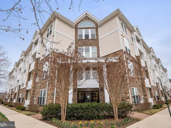 24701 Byrne Meadow Sq APT 211, Aldie, VA 20105