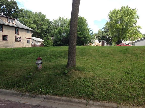 5th image of 822 W William St