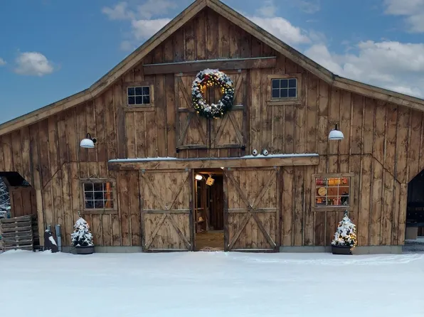 1631 Bay Road, Shelburne, VT 05482