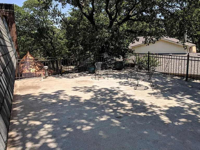 8024 NW 20th St — Photo 13
