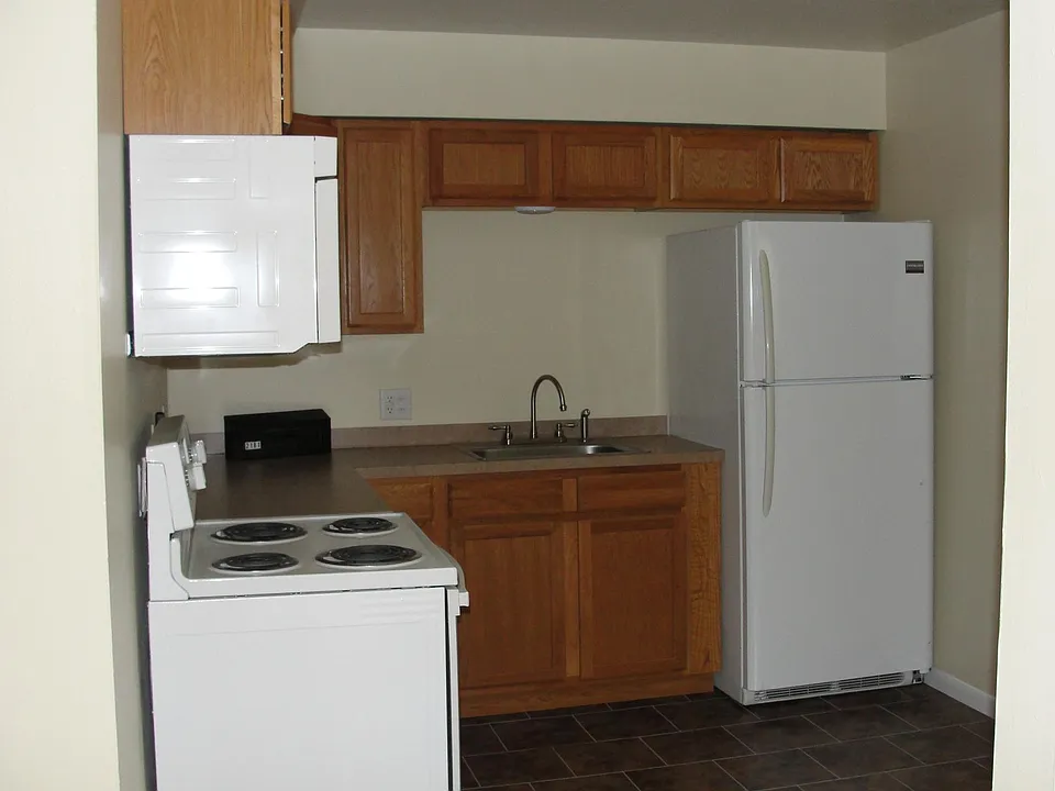 Kitchen Pic 1