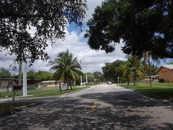 4th image of 1514 NW 15th Ave