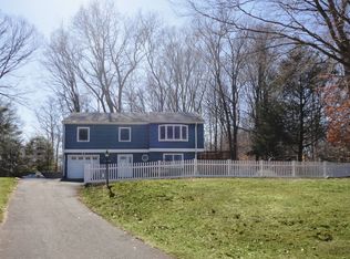 30 Powder Horn Rd, Norwalk, CT 06850