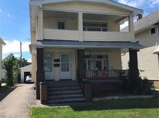 2046 Bunts Rd, Lakewood, OH 44107